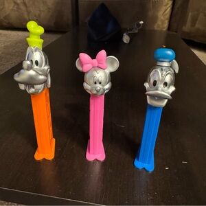 PEZ Disney 100 Years of Wonder Collector Tin Dispensers Goofy Minnie Donald Duck